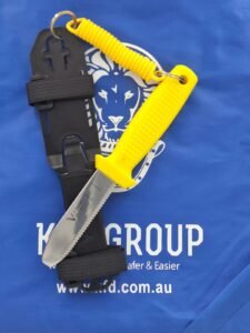 Victory Green River Diving knife set includes the recently launched AP Dive Sheath 10cm and is fitted with a 10cm long blunt tip Dive Knife and Lanyard with quick wrap leg straps, there a many options to fixing this to yourself depending on your preference, can be worn on the Arm or Leg.